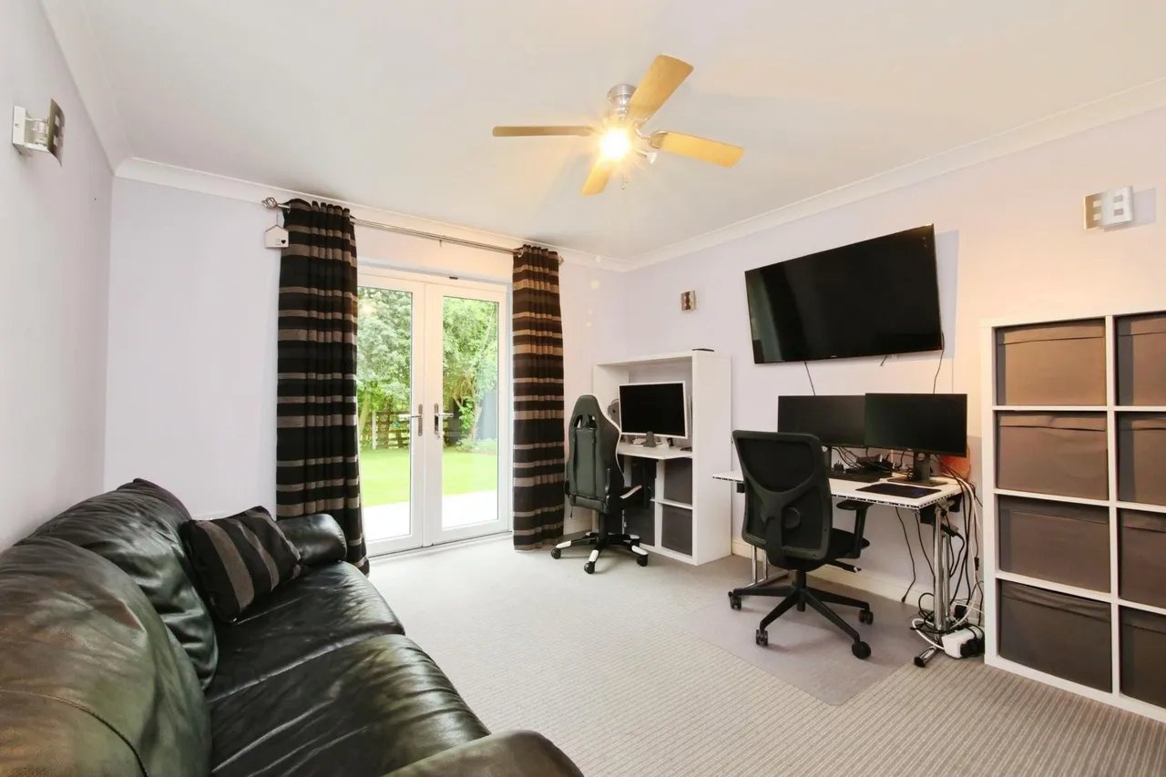 Roman Close, Hayton, YO42, photo 11