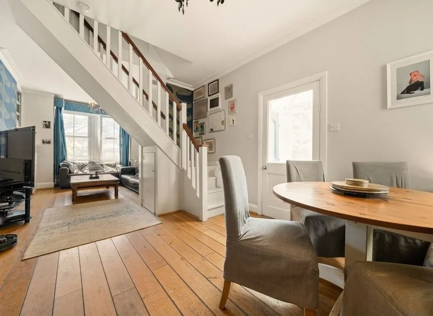 Rowlls Road, Kingston Upon Thames, KT1, photo 2