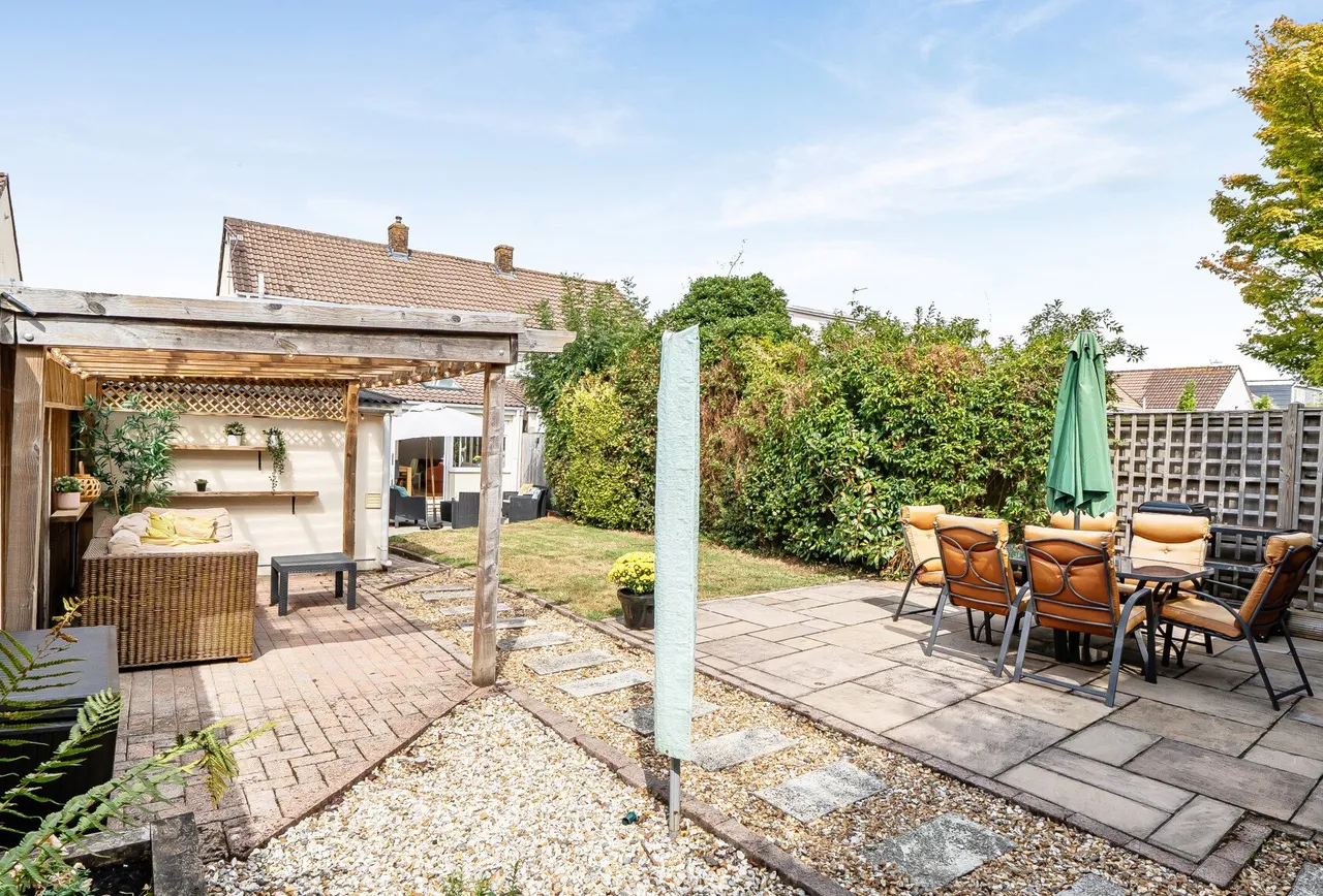 Bradley Avenue, Gloucestershire, Winterbourne, BS36 1HX, photo 20