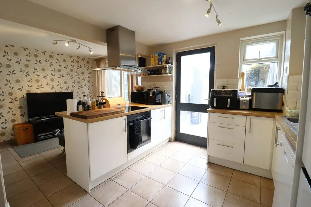 Westminster Drive, Bletchley, Milton Keynes, Buckinghamshire, MK3 6LG, photo 8