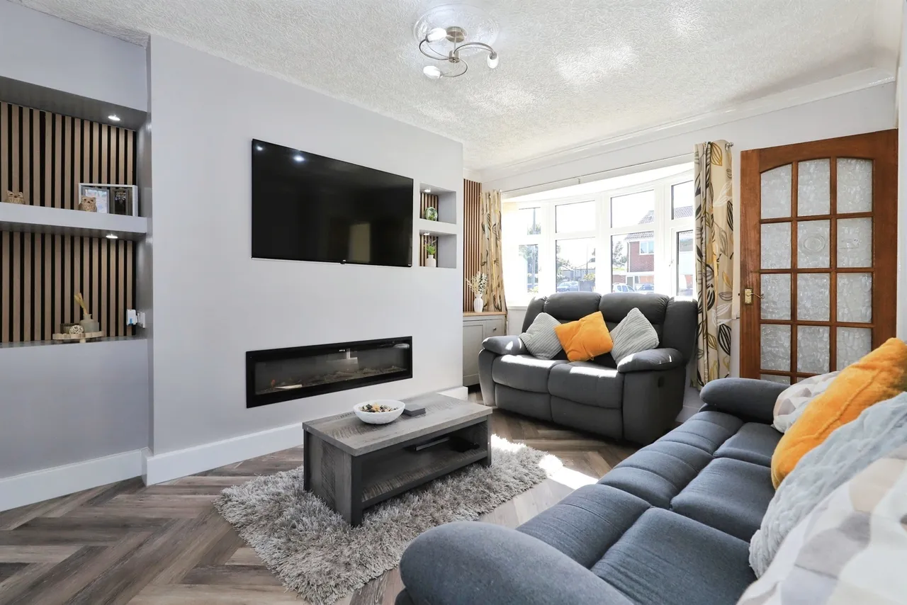 Kemsey Drive, Bilston, WV14, photo 4