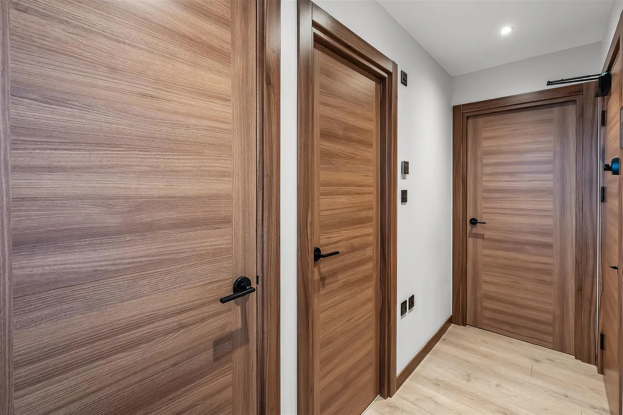 Bridge Street, Leatherhead, KT22, photo 9