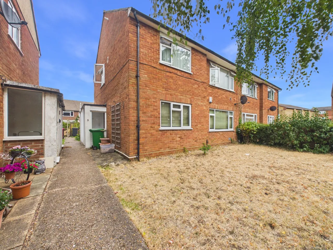 2 bed wylands road, langley, berkshire,sl3 for sale, Langley, Berkshire