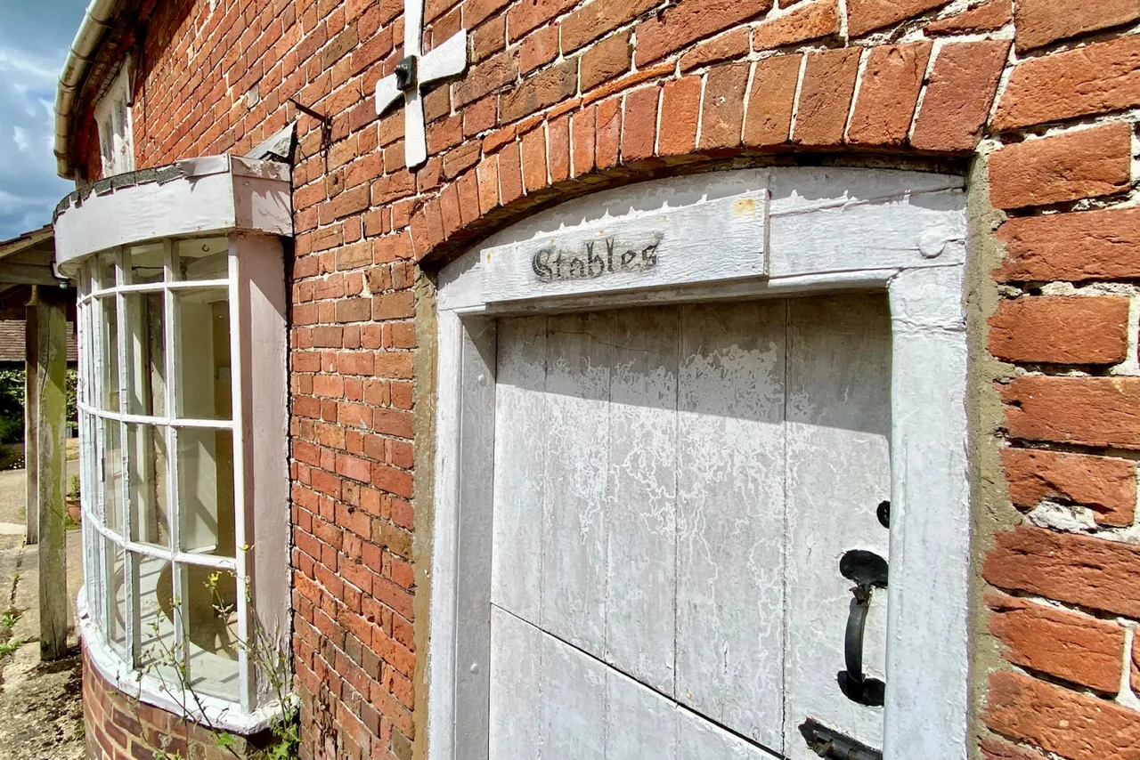 Christchurch Road, BH24, photo 16