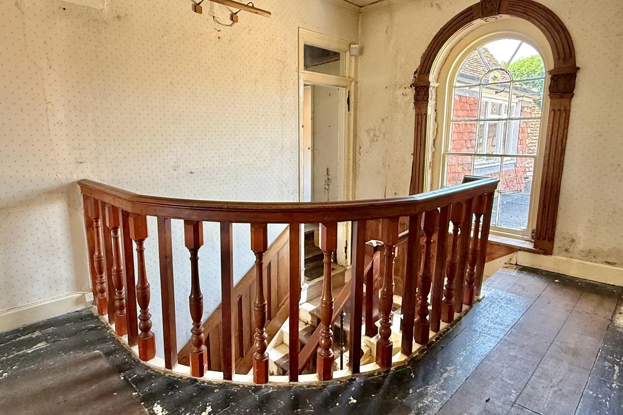 Christchurch Road, BH24, photo 12
