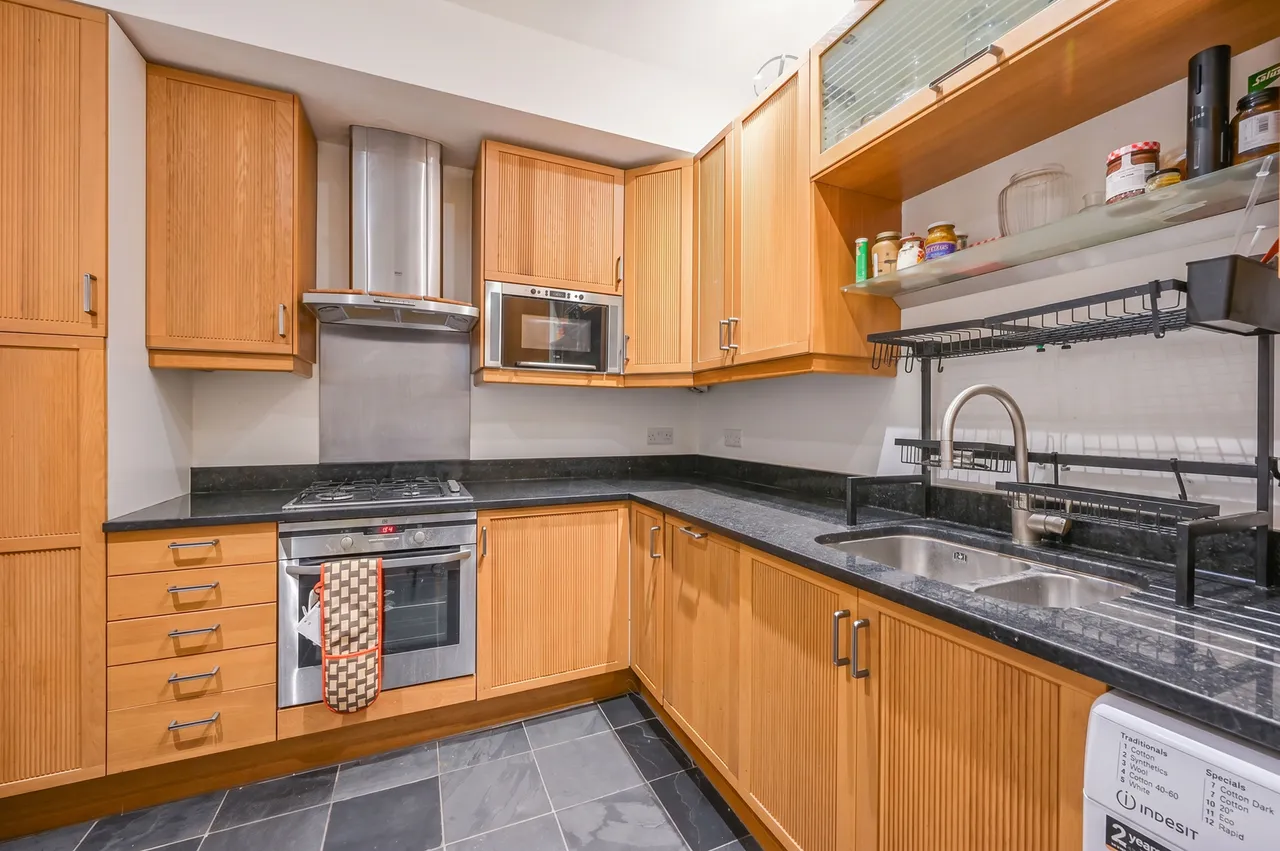 103 Foundry House, 47 Morris Road, London, photo 3