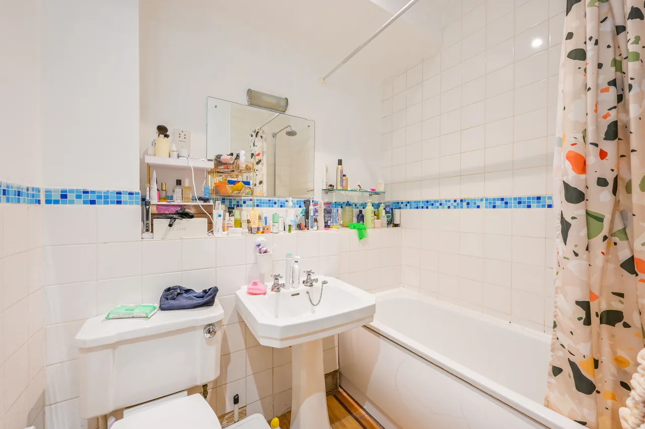 103 Foundry House, 47 Morris Road, London, photo 5
