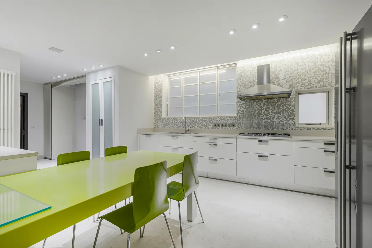 Prince Albert Road, St John's Wood, photo 6