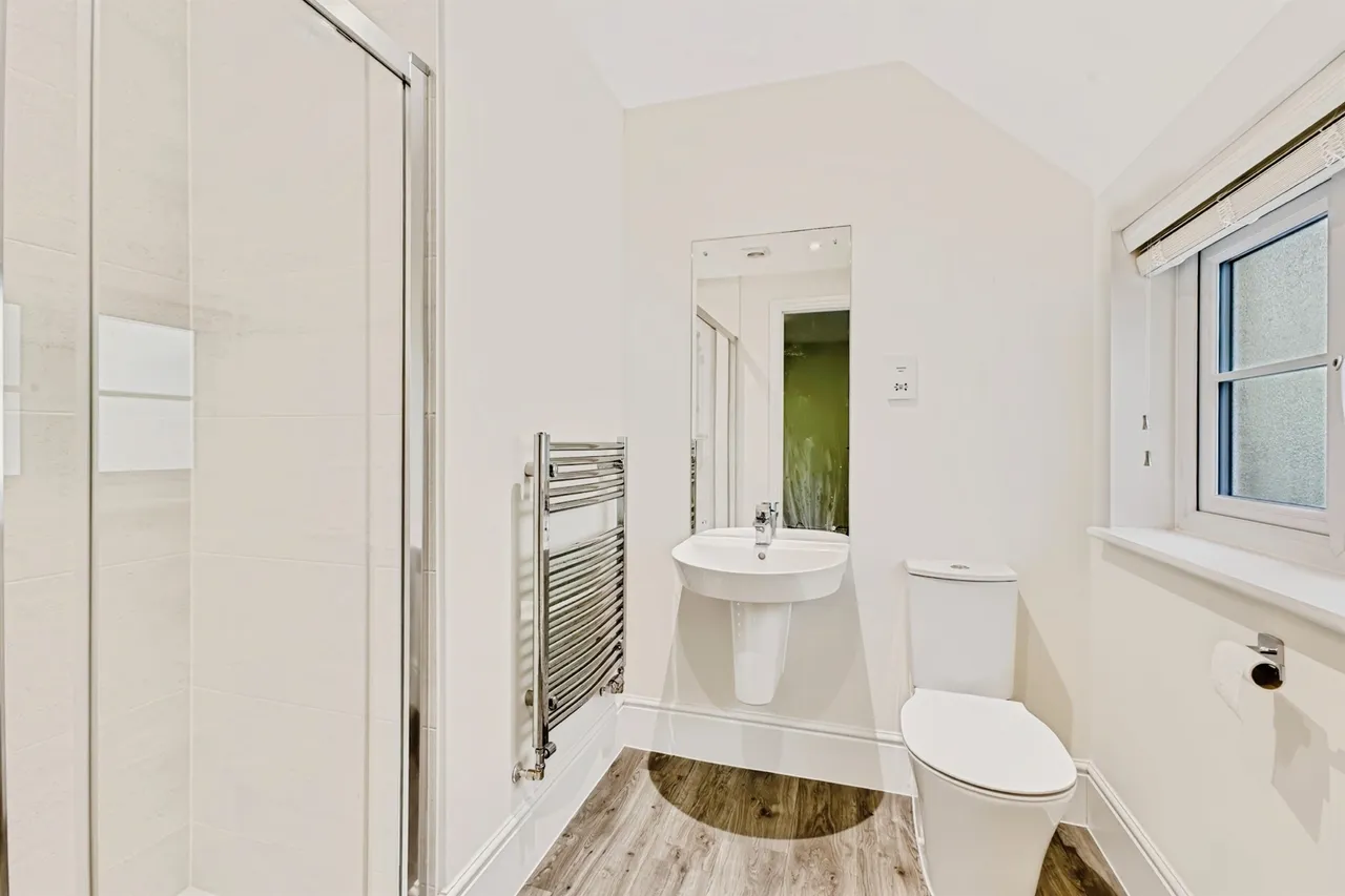 Bath Meadow, Towcester, NN12, photo 16