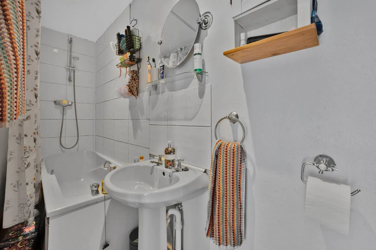 High Path Road, Guildford, GU1, photo 13