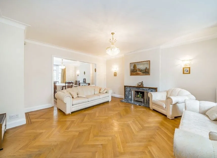 Prothero Gardens, Hendon, NW4, photo 11
