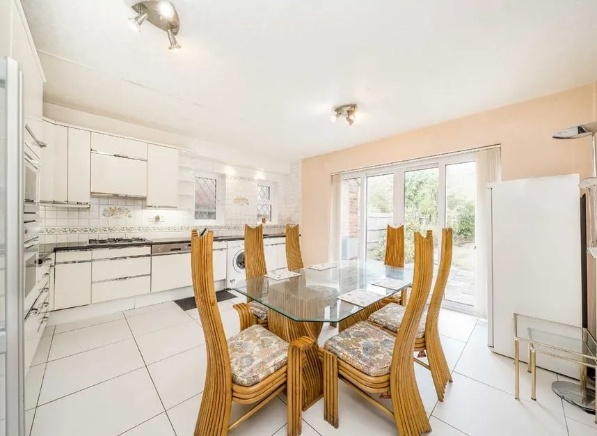 Prothero Gardens, Hendon, NW4, photo 4
