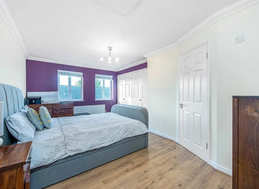 Halton Close, New Southgate, N11, photo 4