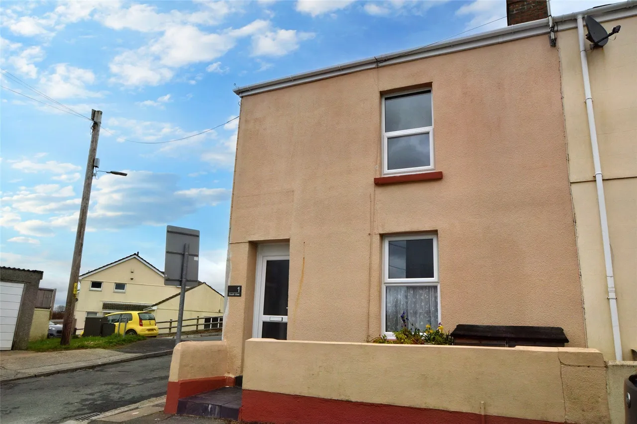 2 bed property for sale — South View, Crownhill, Plymouth, Devon, PL5