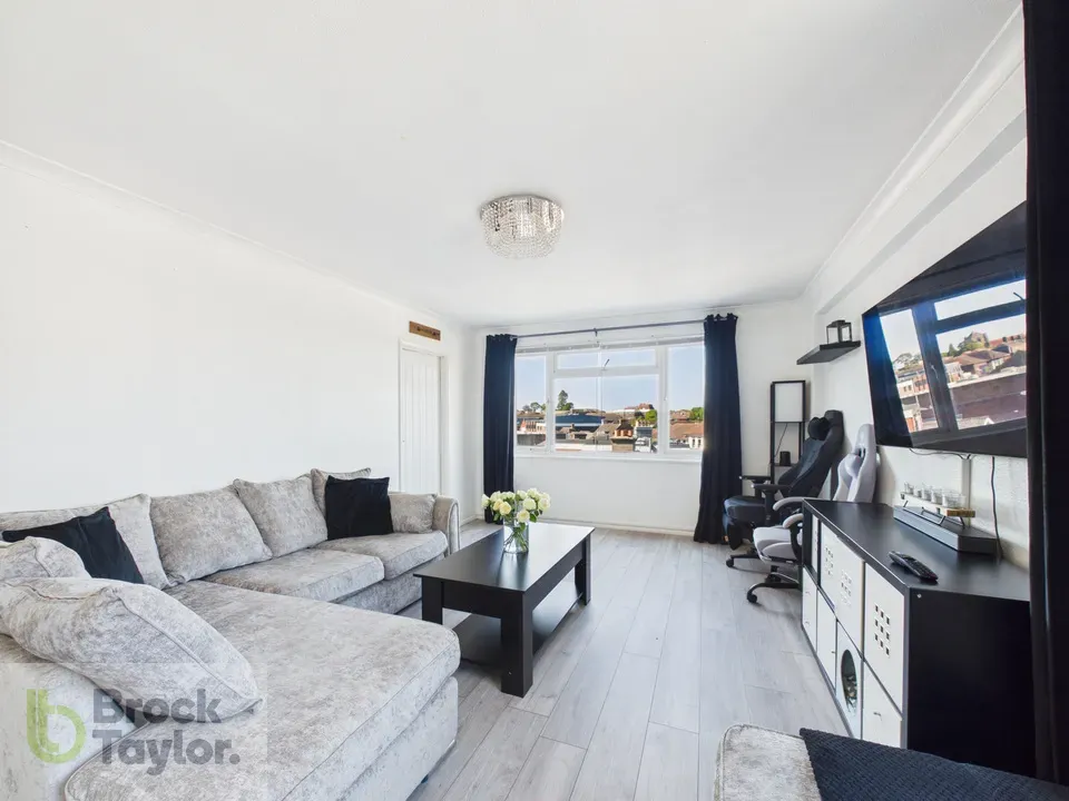 Stockwell Court, Haywards Heath, RH16, photo 6