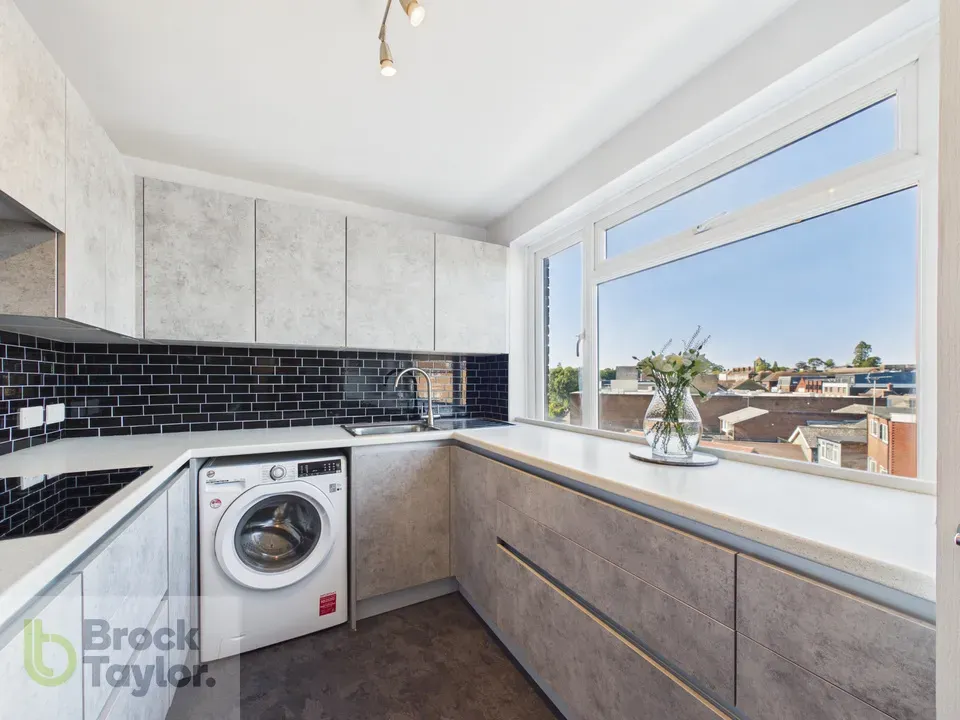 Stockwell Court, Haywards Heath, RH16, photo 3