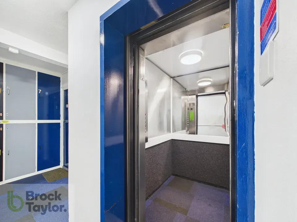 Stockwell Court, Haywards Heath, RH16, photo 13