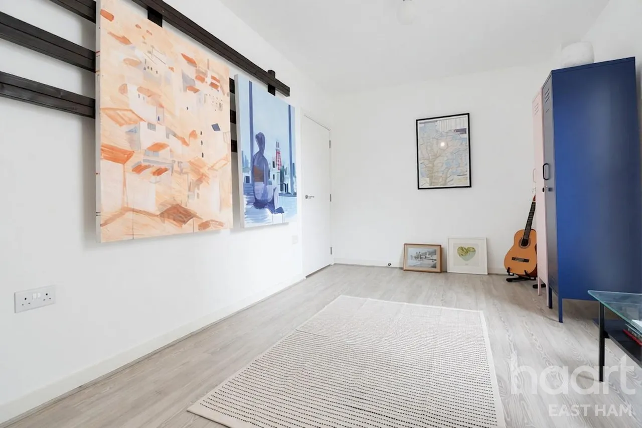 Ironworks Way, E13, photo 17