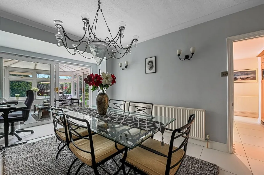 House Under Offer with 3 bedrooms in Bishop's Stortford, CM23, photo 8