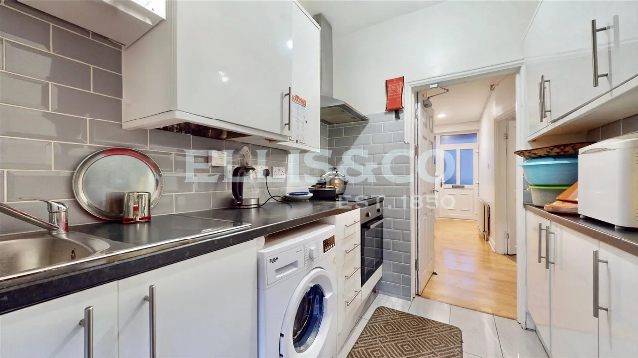 Dennis Avenue, Wembley, HA9, photo 6