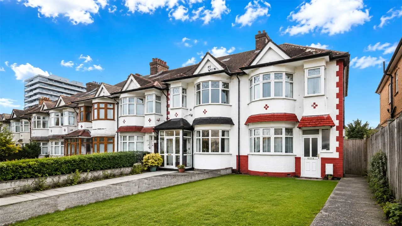 3 bed house for sale, Dennis Avenue, Wembley, HA9