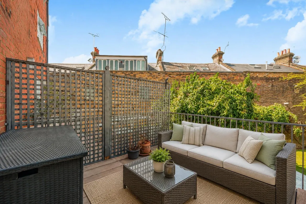 Eton Avenue, Belsize Park, NW3, photo 2