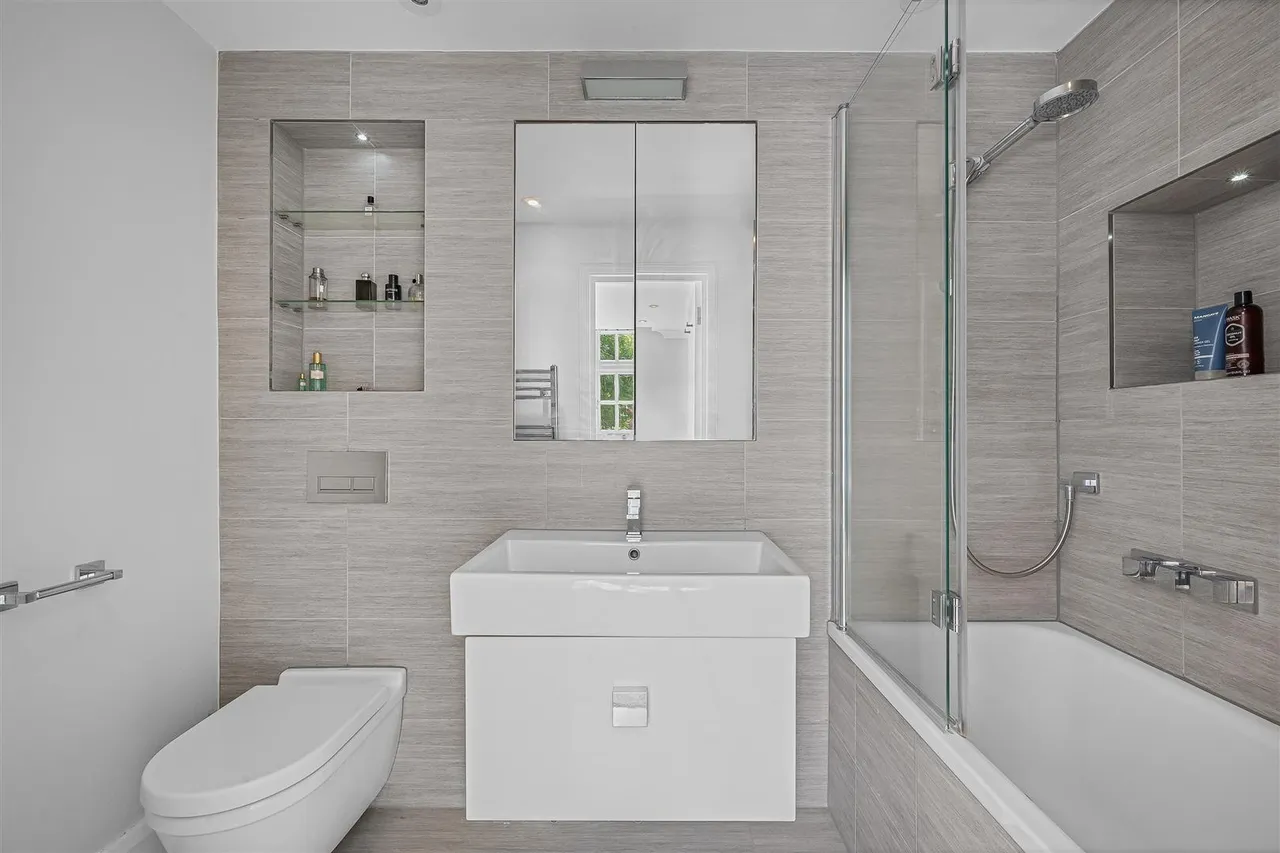 Eton Avenue, Belsize Park, NW3, photo 9