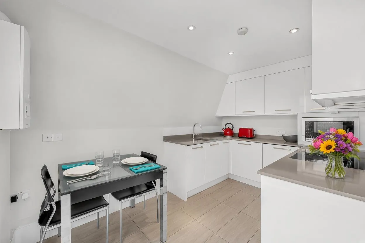 Eton Avenue, Belsize Park, NW3, photo 4