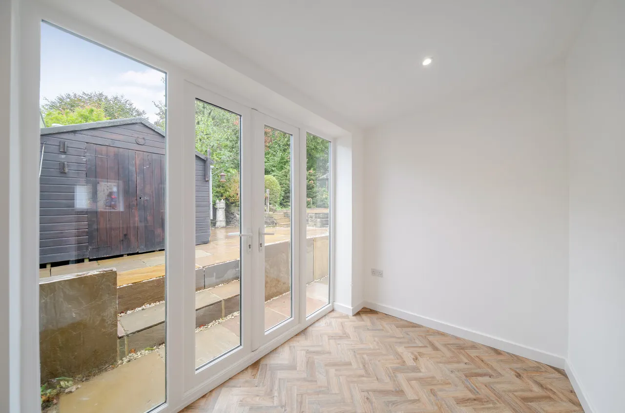 Smalewell Gardens, Pudsey, LS28, photo 6
