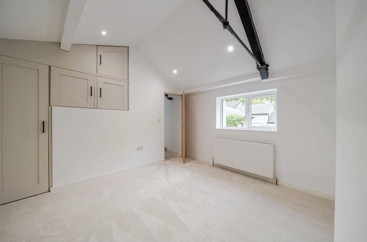 Smalewell Gardens, Pudsey, LS28, photo 10