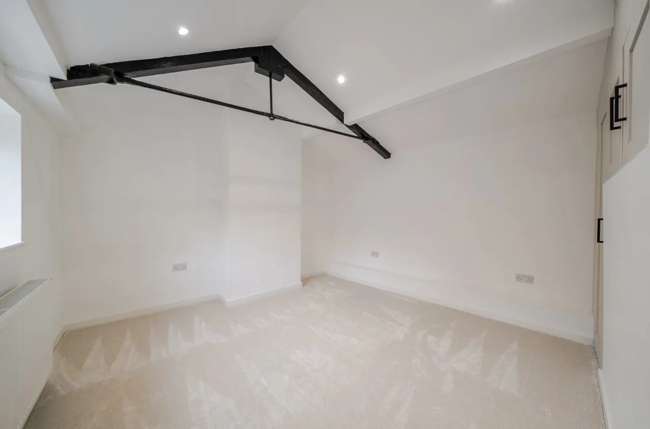 Smalewell Gardens, Pudsey, LS28, photo 11