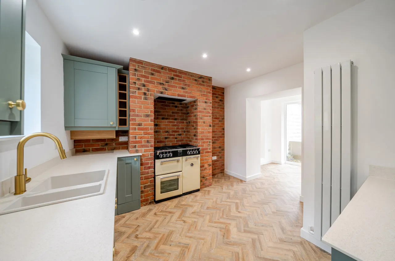 Smalewell Gardens, Pudsey, LS28, photo 2