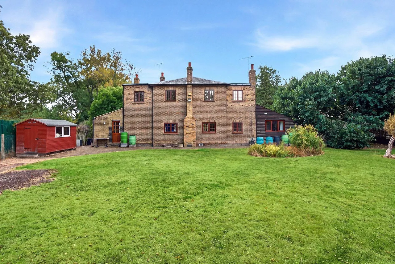 Church Road, Uxbridge, UB8, photo 19