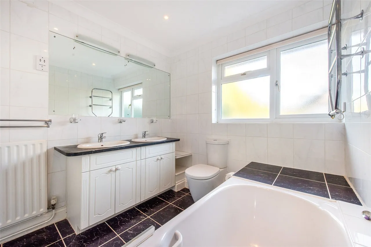 Priory Close, Boxgrove, PO18, photo 14