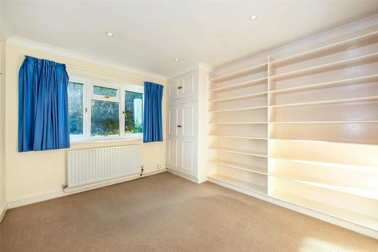 Priory Close, Boxgrove, PO18, photo 13