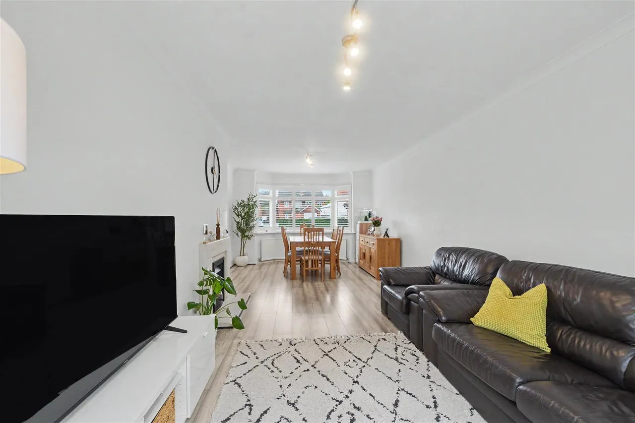 Norman Close, Beeston, NG9, photo 7