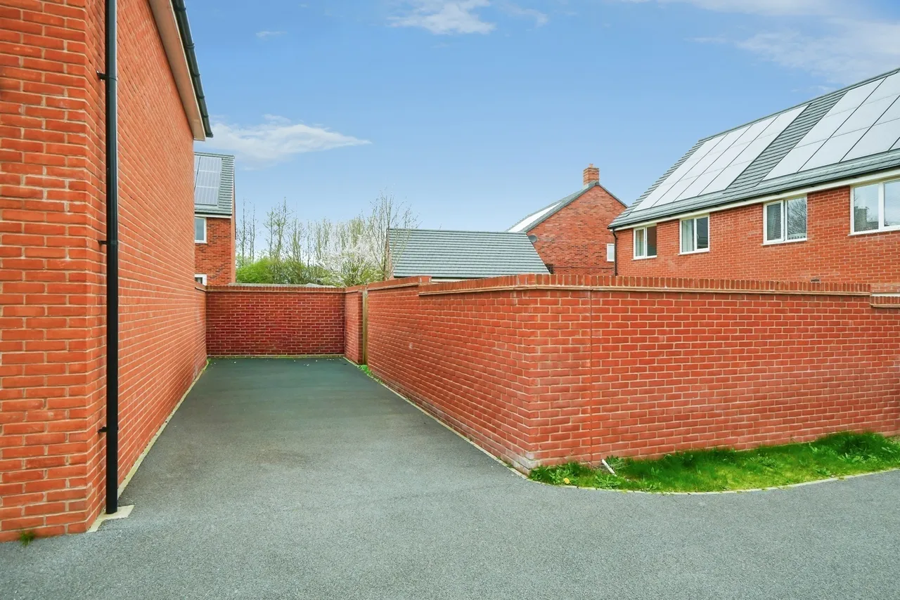 Poulter Road, BANBURY, Oxfordshire, OX16, photo 17