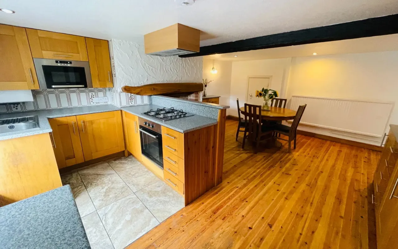 Barnsley Road, Upper Cumberworth, photo 4