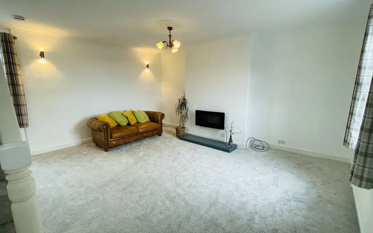 Barnsley Road, Upper Cumberworth, photo 6