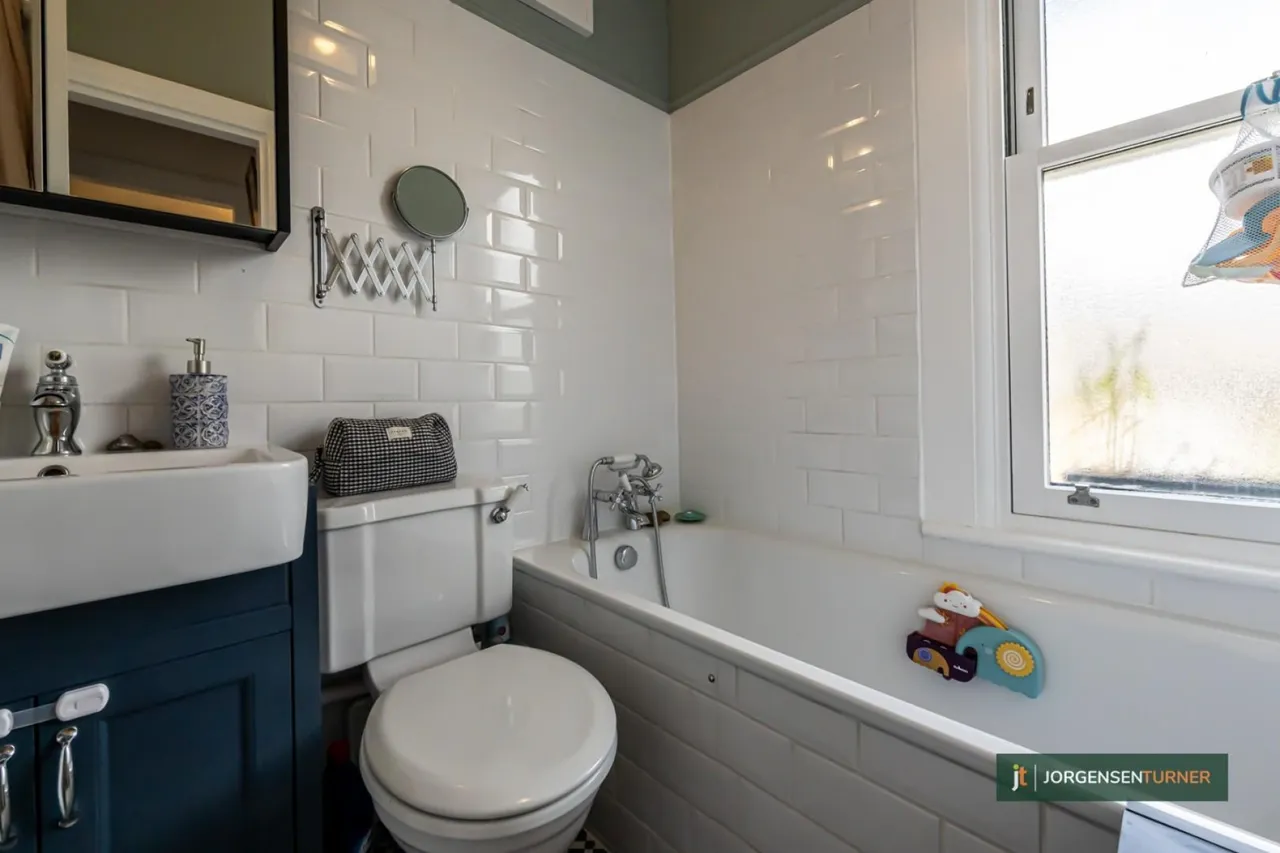 Fernhead Road, Queens Park, W9, photo 7