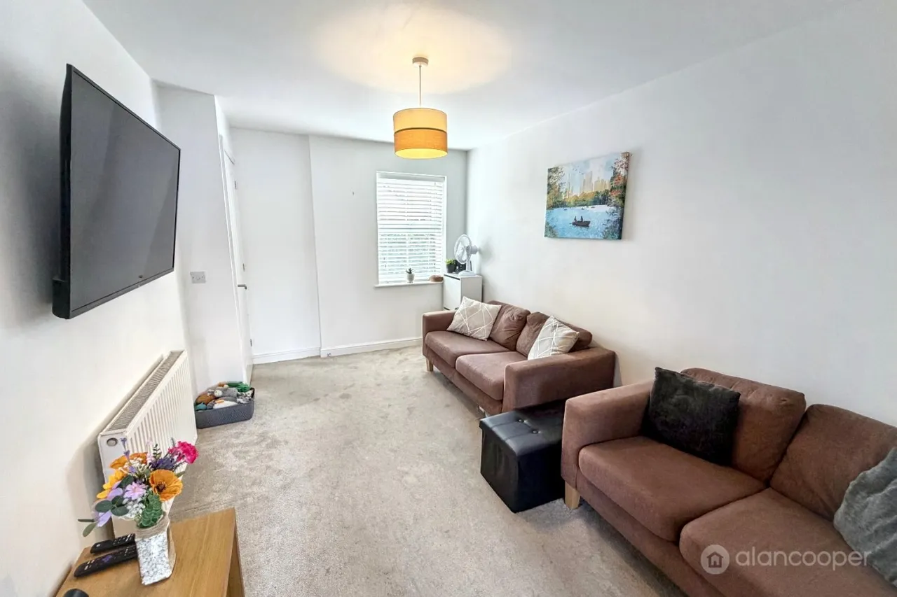 Upton Drive, Maple Park, CV11, photo 2
