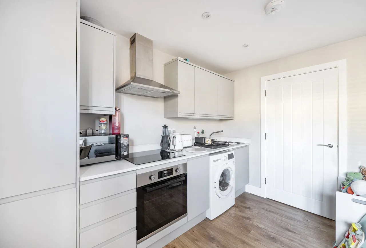 Greenaways, Gloucestershire, Ebley, GL5 4FB, photo 3