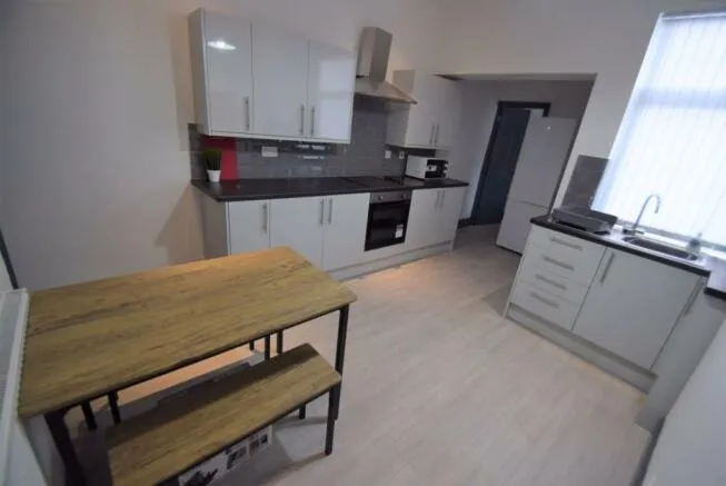 4 bed house to rent, Elgin Street, Shelton, ST4