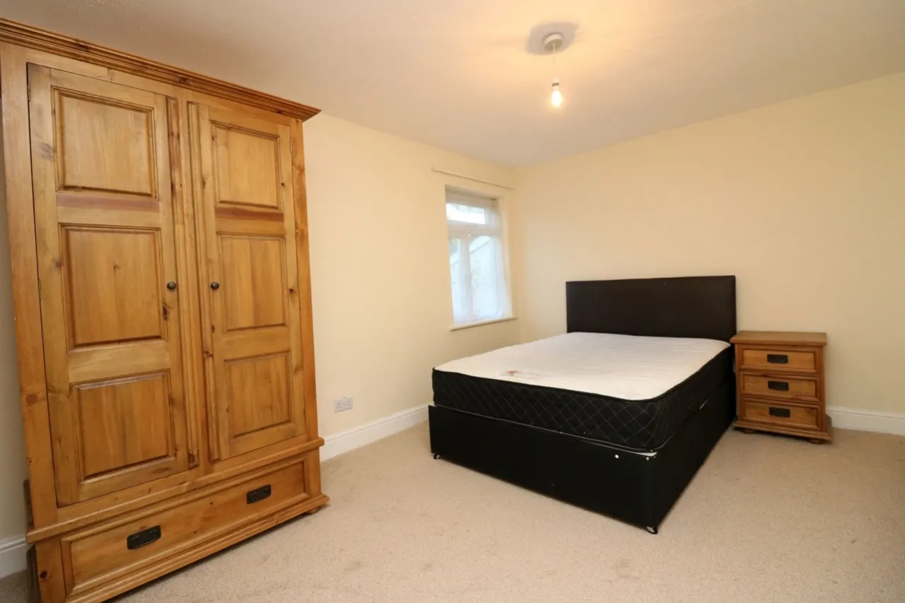 Hummer Road, Surrey Egham, TW20, photo 5