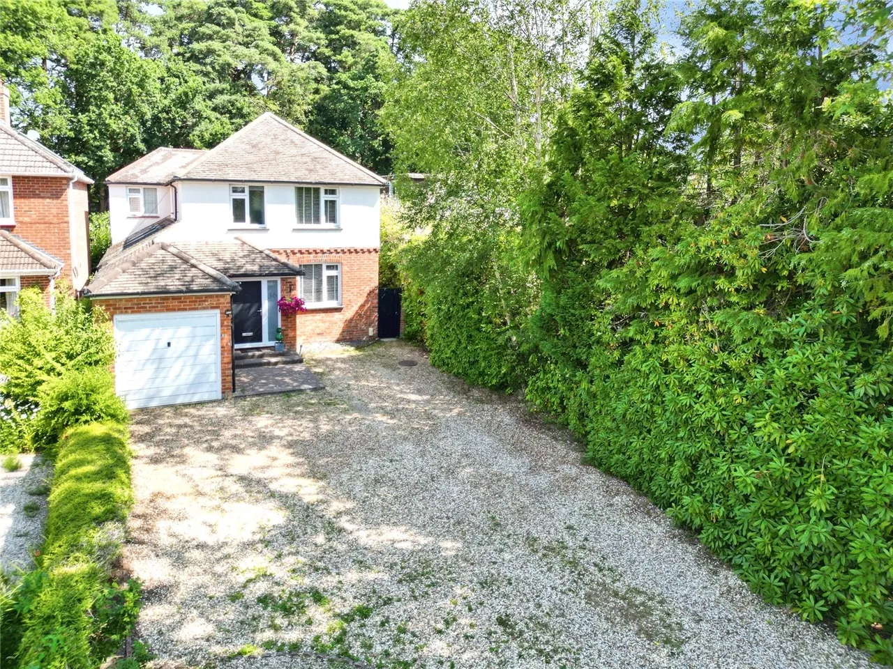 4 bed house for sale — Wellington Road, Sandhurst, Berkshire, GU47 9AY