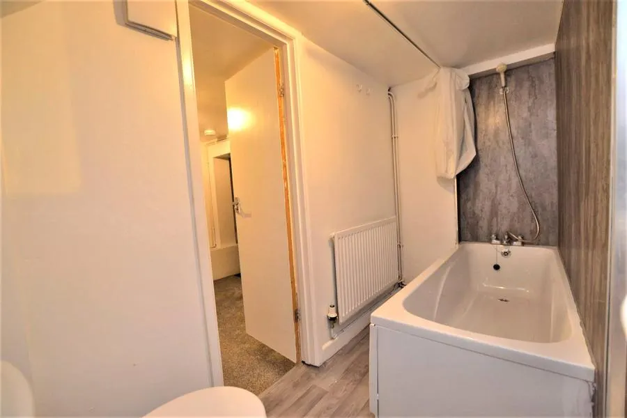 Wellington Street, Gloucester, GL1, photo 9