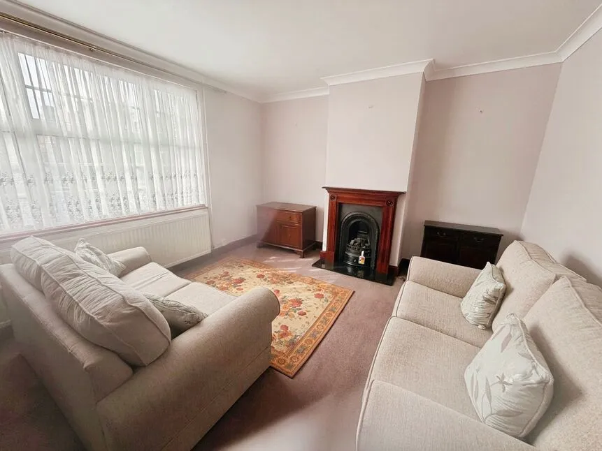 Holborn Road, London, E13, photo 11