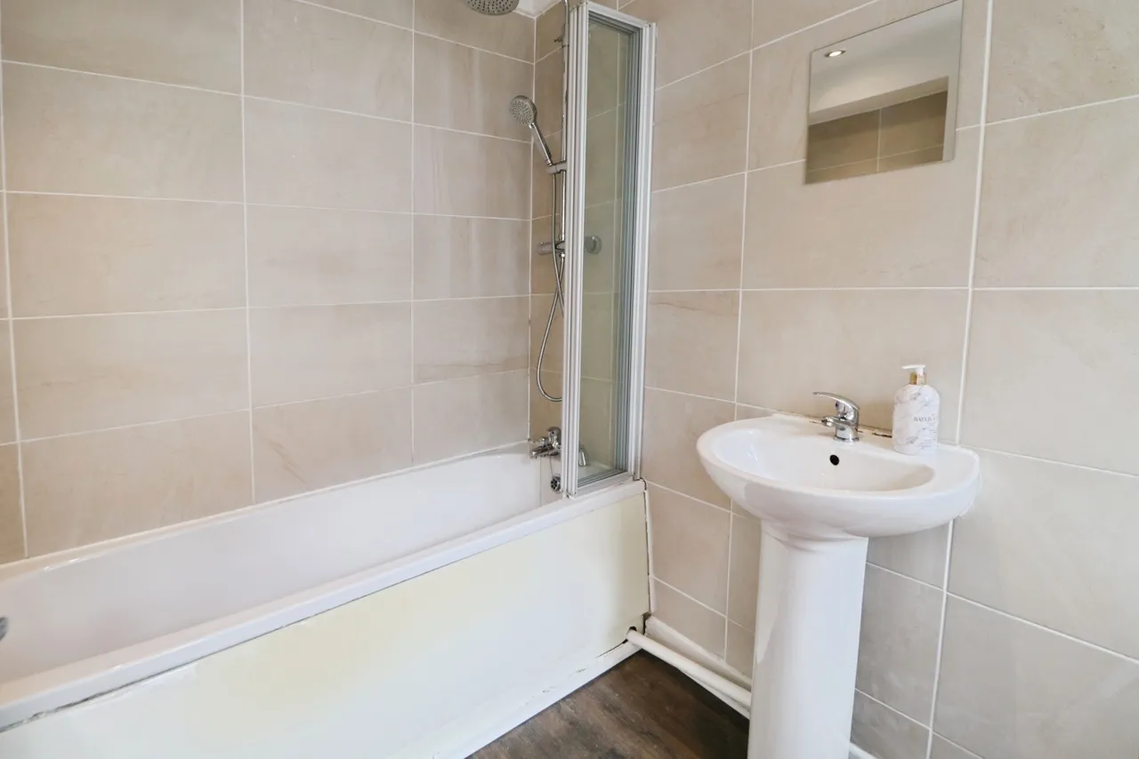 Asgog Street, Cardiff, CF24, photo 15