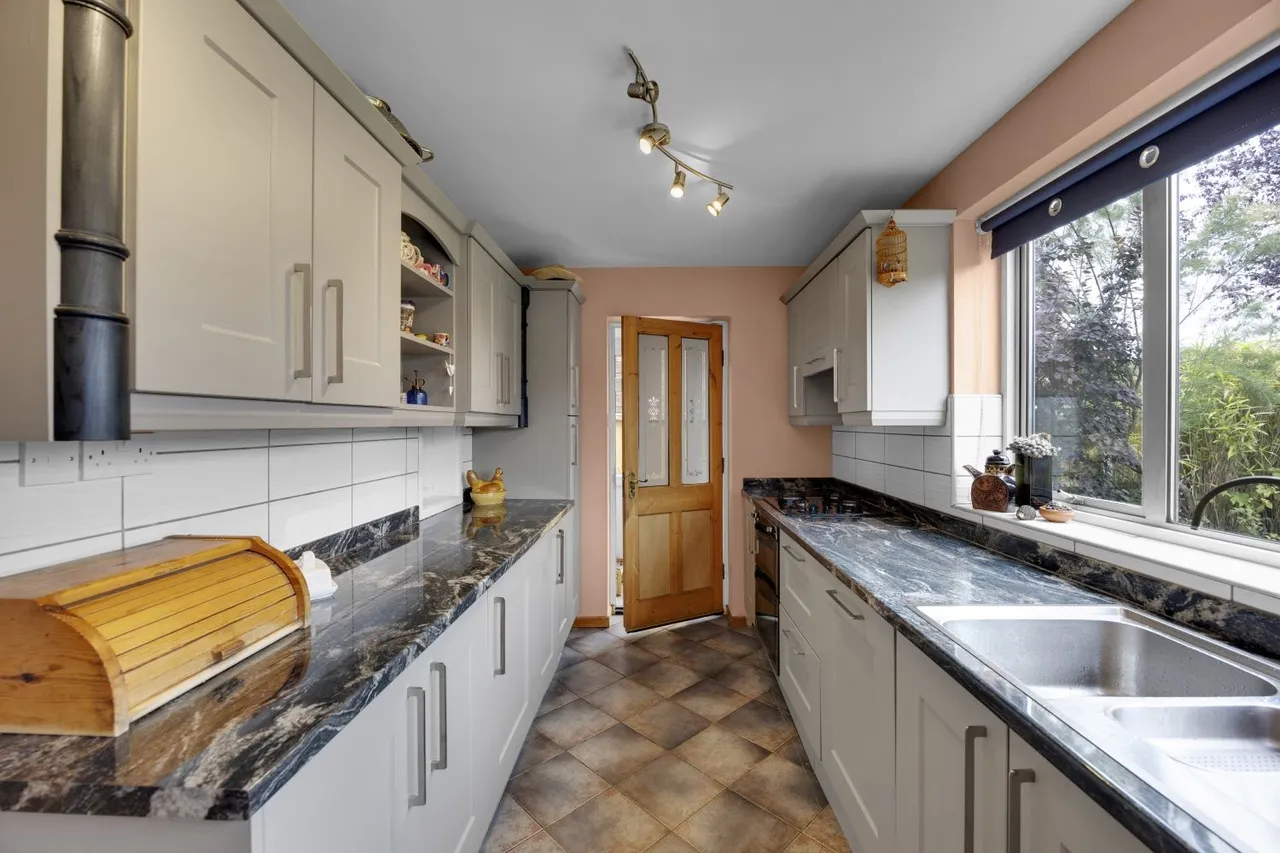 Bedford Grove, Alsager, ST7, photo 5
