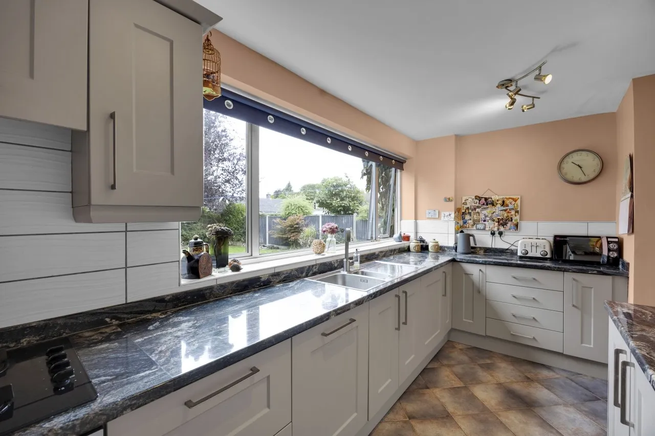 Bedford Grove, Alsager, ST7, photo 4